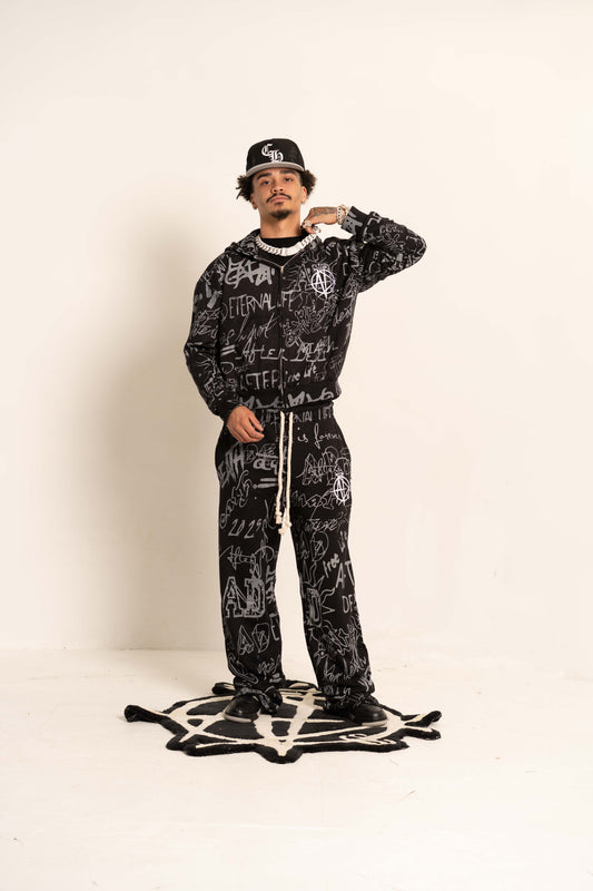 GRAFFITI SWEATSUIT